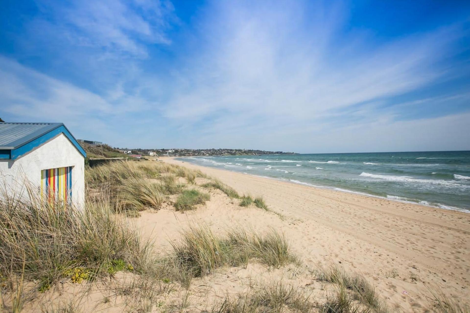 Anchor Beachfront Retreat Water Views, On The Beach Villa Frankston Exterior photo